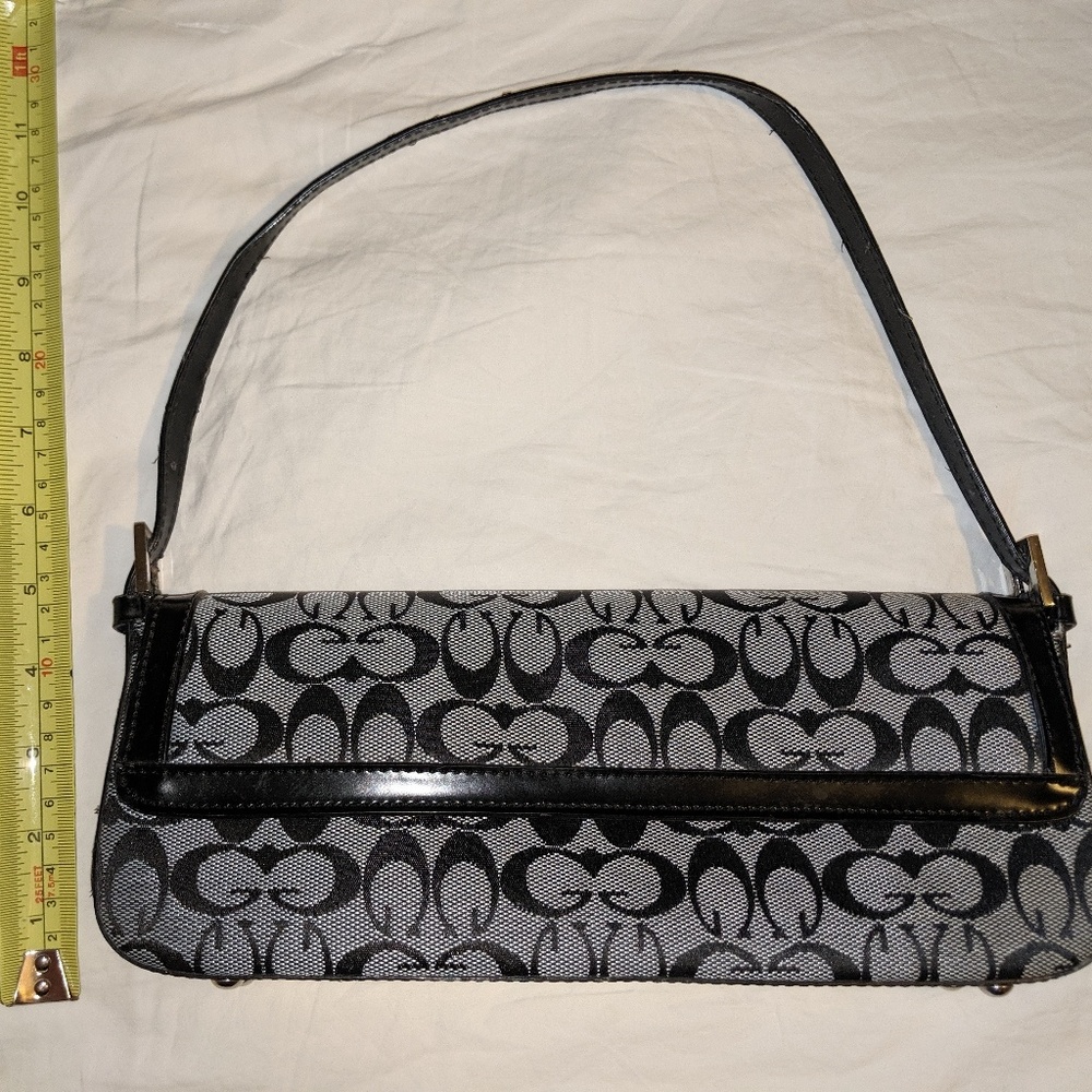 Purse - Picture 3 of 6